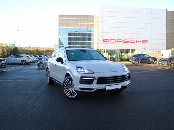 Porsche Cayenne SUV, Petrol Plug-in Hybrid, 2022, Grey