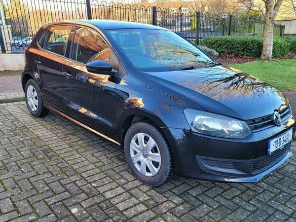 Volkswagen Polo Hatchback, Petrol, 2010, Black