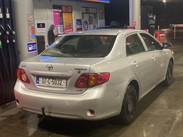 Opel Corsa Hatchback, Diesel, 2011, Red