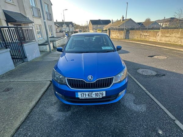Skoda Fabia Hatchback, Petrol, 2017, Blue