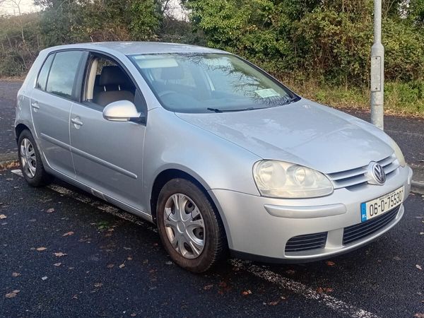 Volkswagen Golf Hatchback, Petrol, 2006, Silver