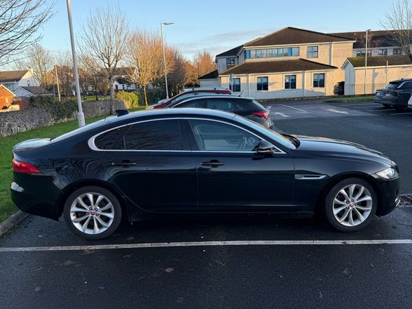 Jaguar XF Saloon, Diesel, 2017, Black