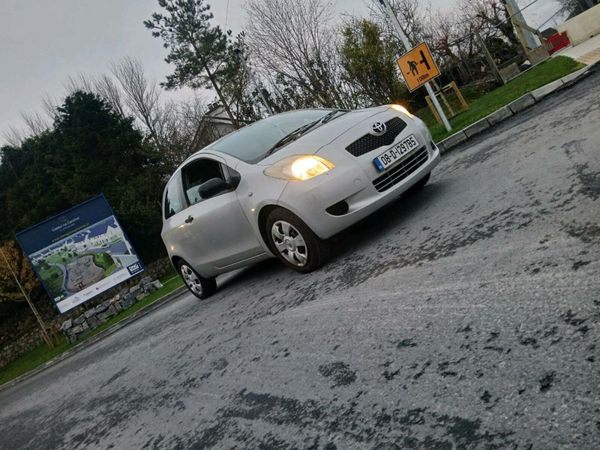 Toyota Yaris Hatchback, Petrol, 2008, Silver