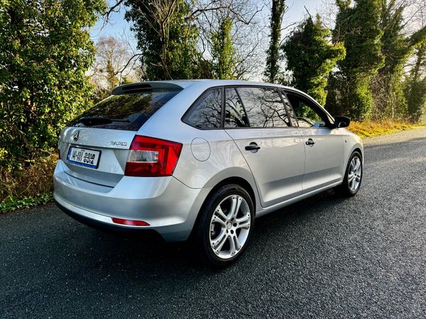 Skoda Rapid Hatchback, Petrol, 2014, Silver