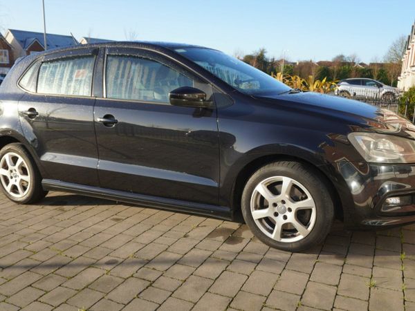 Volkswagen Polo Hatchback, Petrol, 2014, Black