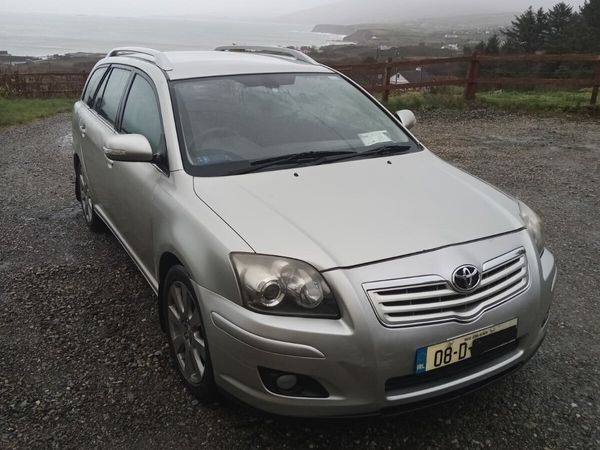 Toyota Avensis Estate, Diesel, 2008, Silver