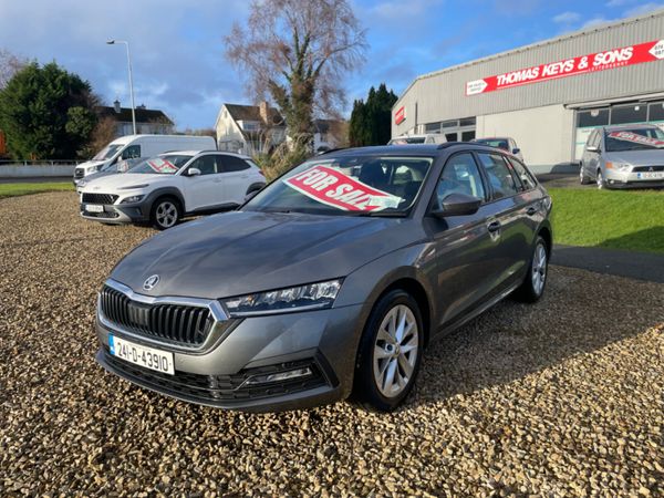 Skoda Octavia Estate, Diesel, 2024, Grey