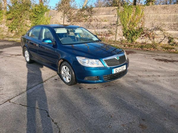 Skoda Octavia Hatchback, Diesel, 2012, Blue