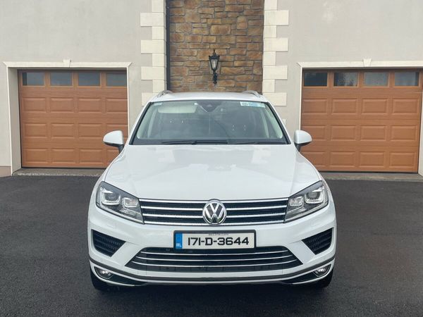 Volkswagen Touareg SUV, Diesel, 2017, White