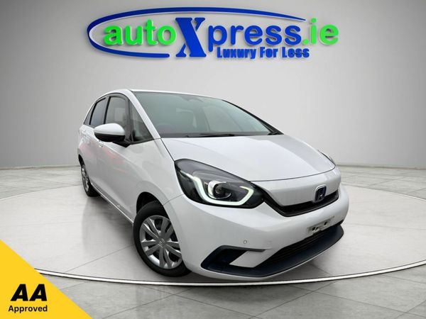 Honda Fit Hatchback, Petrol Hybrid, 2020, White