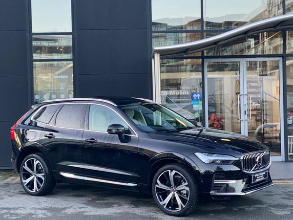 Volvo XC60 Estate, Petrol Plug-in Hybrid, 2025, Black