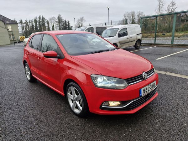 Volkswagen Polo Hatchback, Petrol, 2016, Red