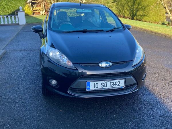 Ford Fiesta Hatchback, Diesel, 2010, Black