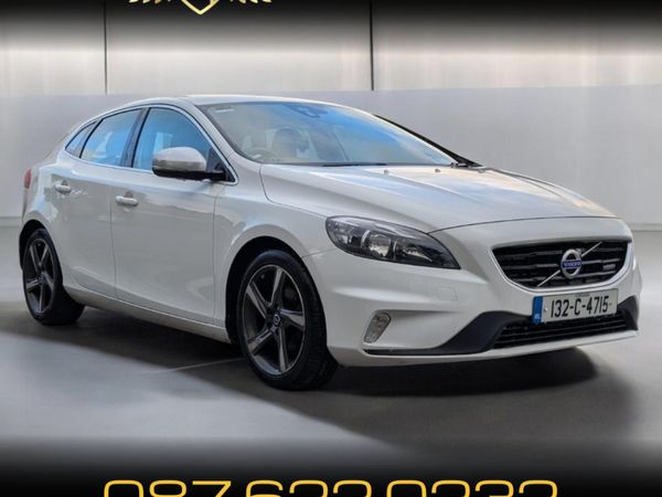 Volvo V40 Hatchback, Diesel, 2013, White