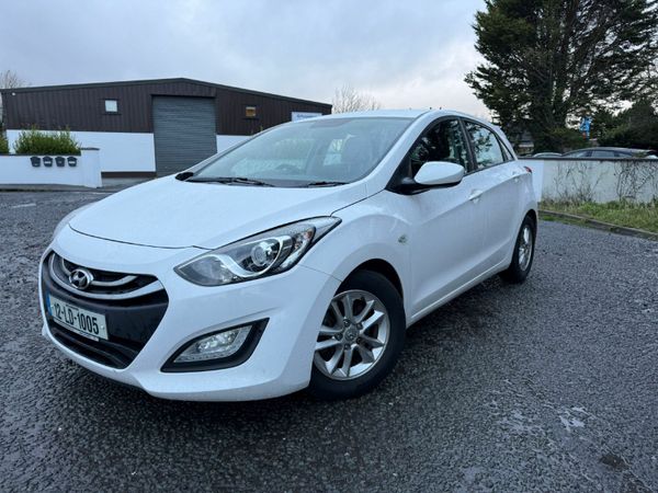 Hyundai i30 Hatchback, Diesel, 2012, White