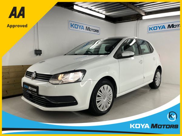 Volkswagen Polo Hatchback, Petrol, 2014, White