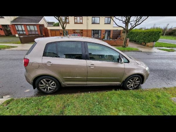 Volkswagen Golf Estate, Diesel, 2012, Brown
