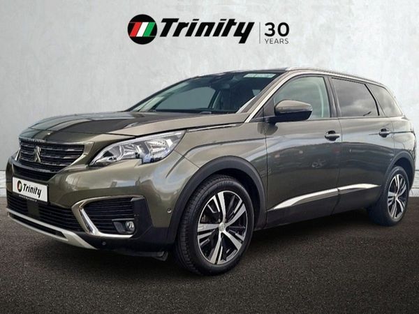 Peugeot 5008 MPV, Diesel, 2020, Grey