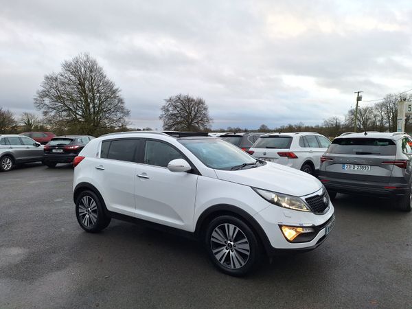Kia Sportage SUV, Diesel, 2016, White