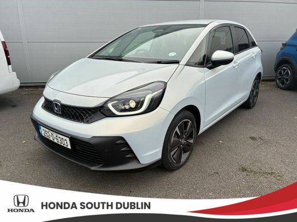 Honda Jazz Hatchback, Petrol Hybrid, 2025, White