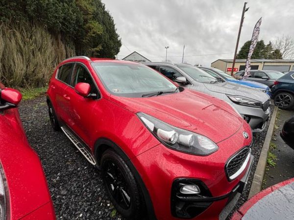 Kia Sportage MPV, Diesel Hybrid, 2021, Red