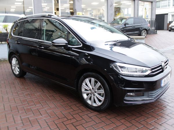 Volkswagen Touran MPV, Diesel, 2018, Black