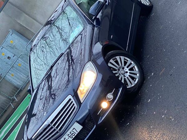 Mercedes-Benz C-Class Saloon, Diesel, 2011, Blue