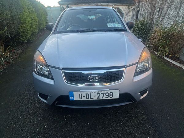 Kia Rio Hatchback, Petrol, 2011, Silver