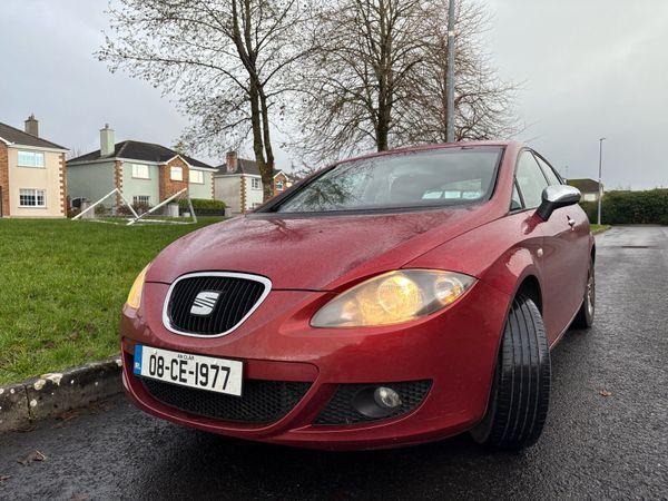 SEAT Leon Hatchback, Petrol, 2008, Red