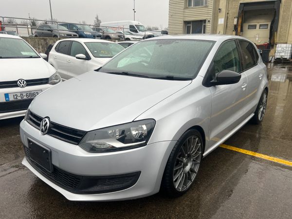 Volkswagen Polo Hatchback, Petrol, 2012, Silver