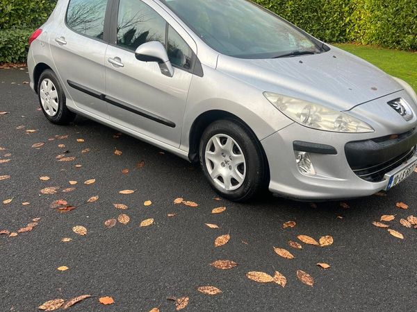 Peugeot 308 Hatchback, Diesel, 2010, Silver