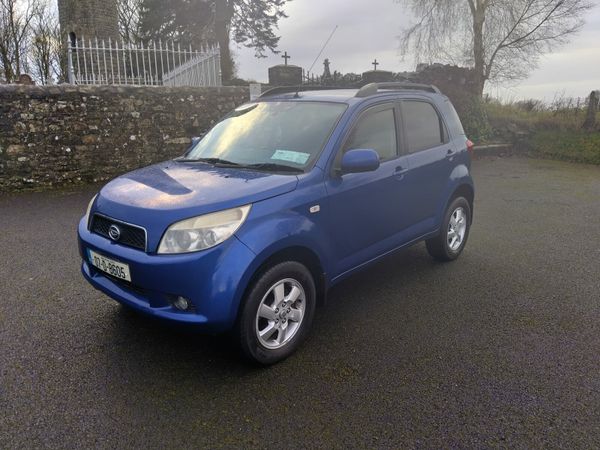 Daihatsu Terios SUV, Petrol, 2007, Blue