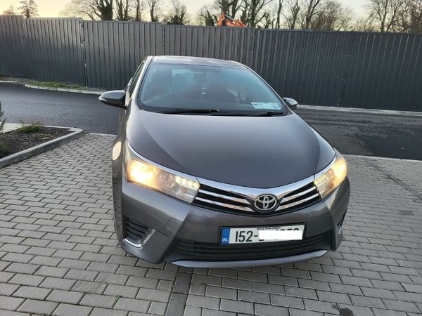 Toyota Corolla Saloon, Diesel, 2015, Grey