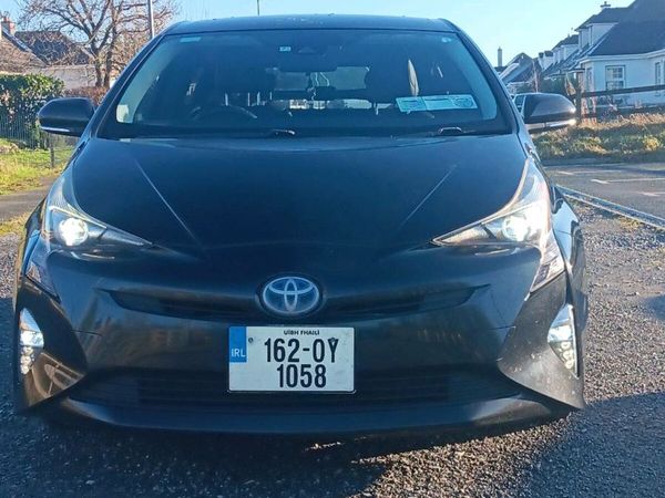 Toyota Prius Hatchback, Petrol Hybrid, 2016, Black