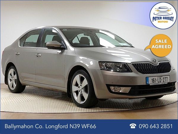 Skoda Octavia Saloon, Diesel, 2016, Beige