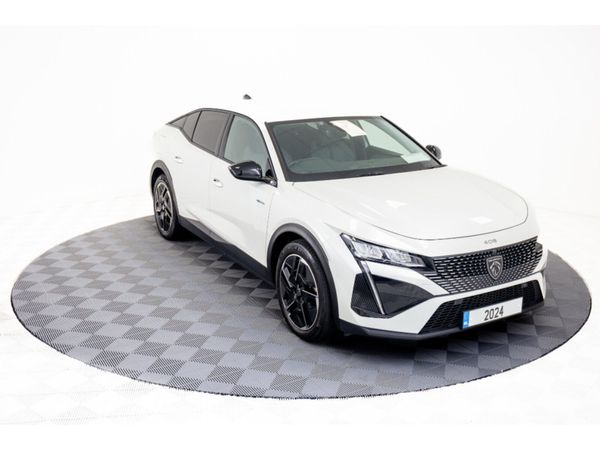 Peugeot 408 Hatchback, Petrol Plug-in Hybrid, 2024, White