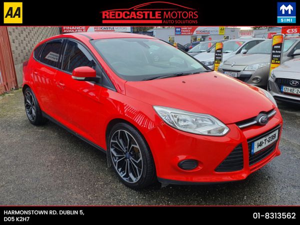 Ford Focus Hatchback, Diesel, 2014, Red