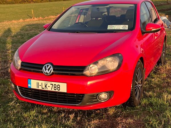 Volkswagen Golf Hatchback, Diesel, 2011, Red