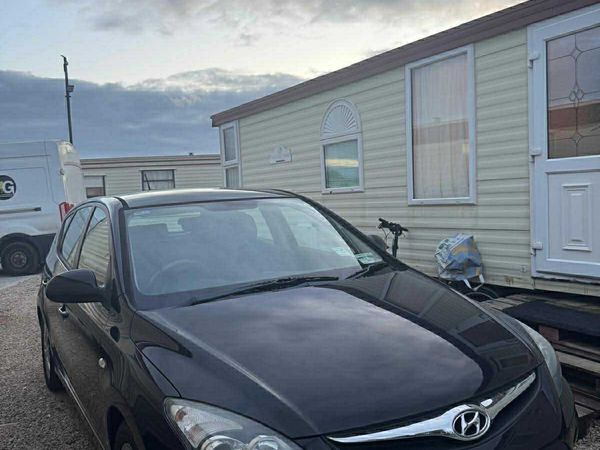 Hyundai i30 Hatchback, Diesel, 2011, Black