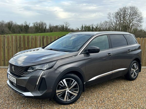 Peugeot 5008 MPV, Diesel, 2022, Grey