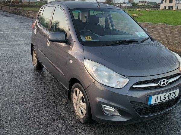 Hyundai i10 Hatchback, Petrol, 2011, Grey