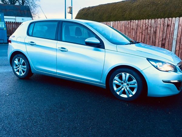 Peugeot 308 Hatchback, Diesel, 2016, Silver