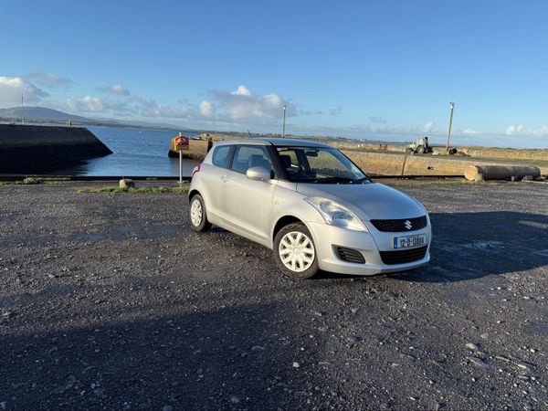 Suzuki Swift Hatchback, Petrol, 2012, Silver