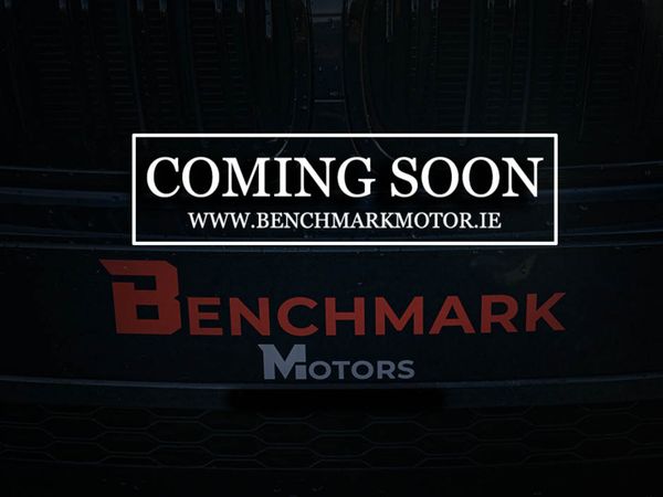 Volkswagen Golf Hatchback, Petrol, 2018, Red