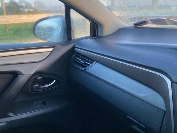 Toyota Avensis Saloon, Diesel, 2016, Silver