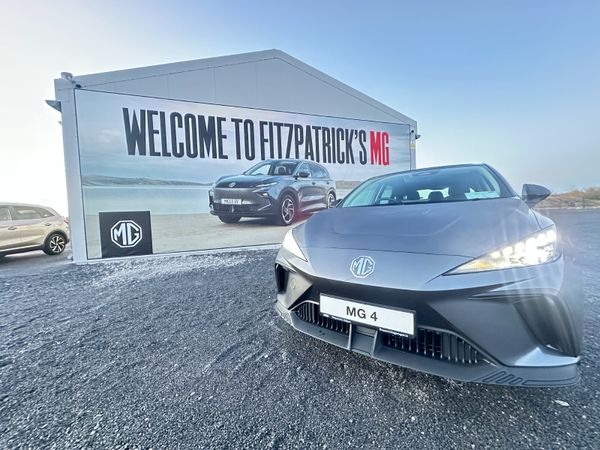 MG MG4 Hatchback, Electric, 2026, Grey