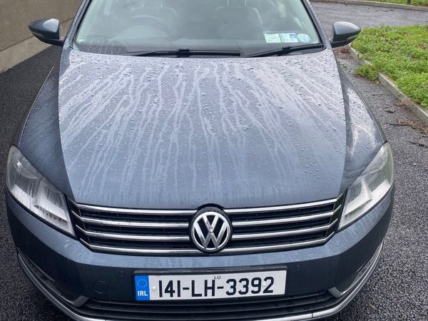 Volkswagen Passat Saloon, Diesel, 2014, Grey
