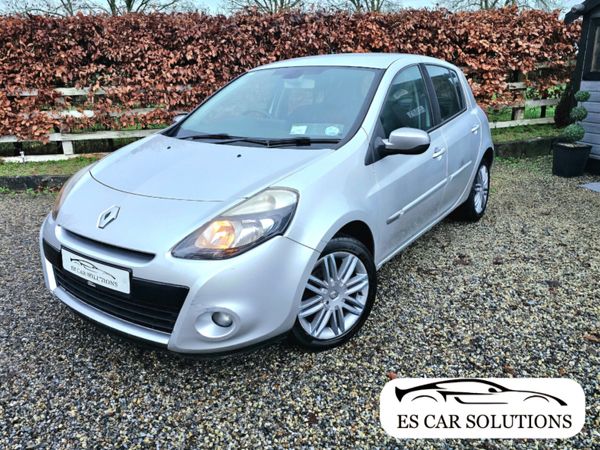 Renault Clio Hatchback, Petrol, 2011, Silver