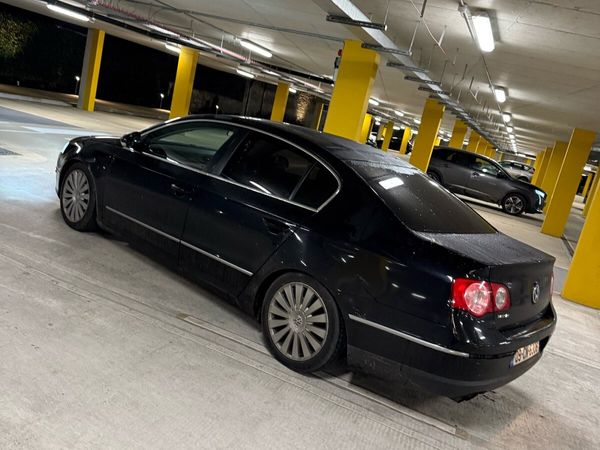 Volkswagen Passat Saloon, Diesel, 2009, Black