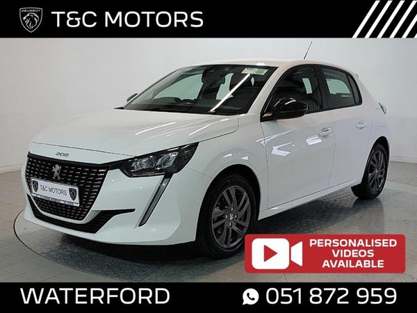Peugeot 208 Hatchback, Petrol, 2022, White